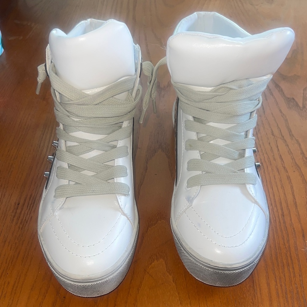 Ccocci size 7 White High-Top Sneakers with Gray Laces - Picture 3 of 7
